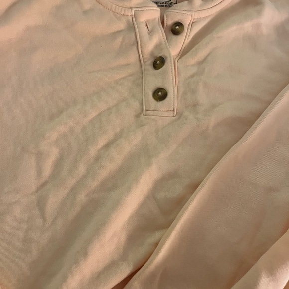 Carhartt Henley Peach sweatshirt women’s medium - Picture 4 of 4